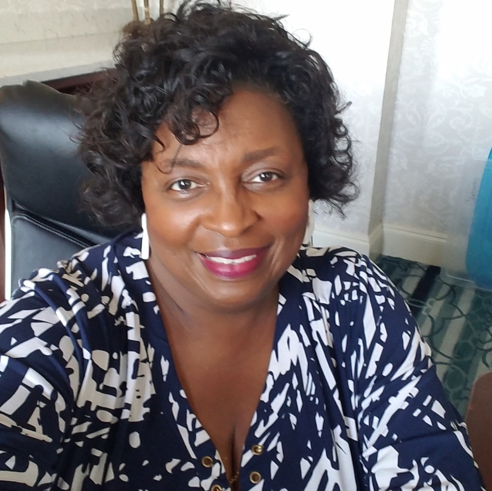 Meet your Posher, Donna
